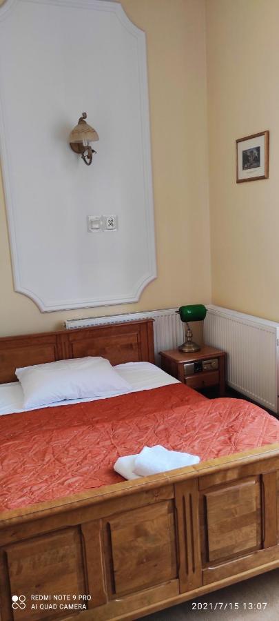 Hotel Palacyk Legnica Dış mekan fotoğraf