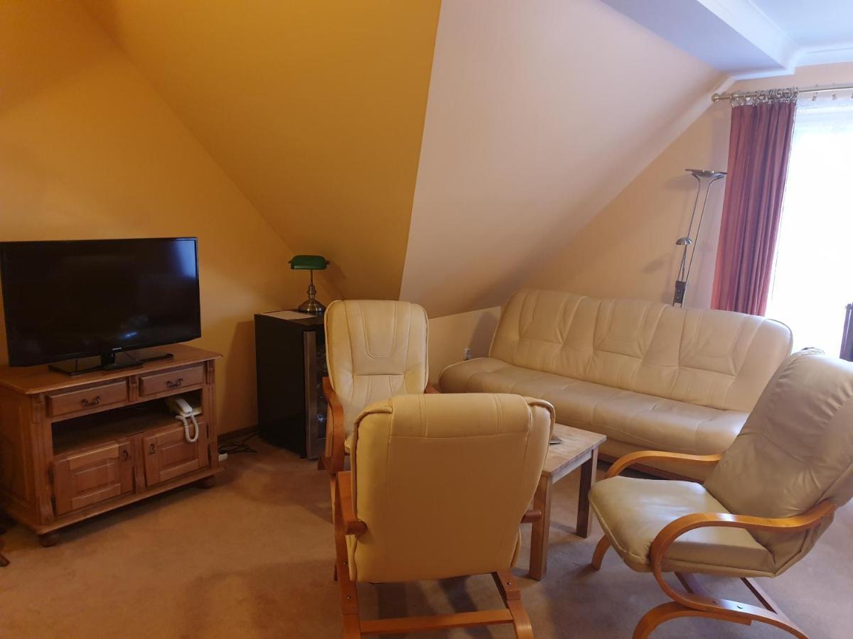 Hotel Palacyk Legnica Dış mekan fotoğraf