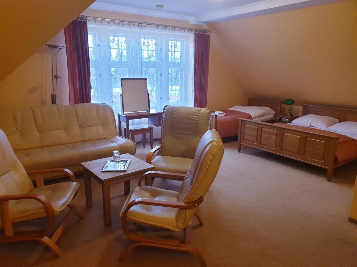 Hotel Palacyk Legnica Dış mekan fotoğraf